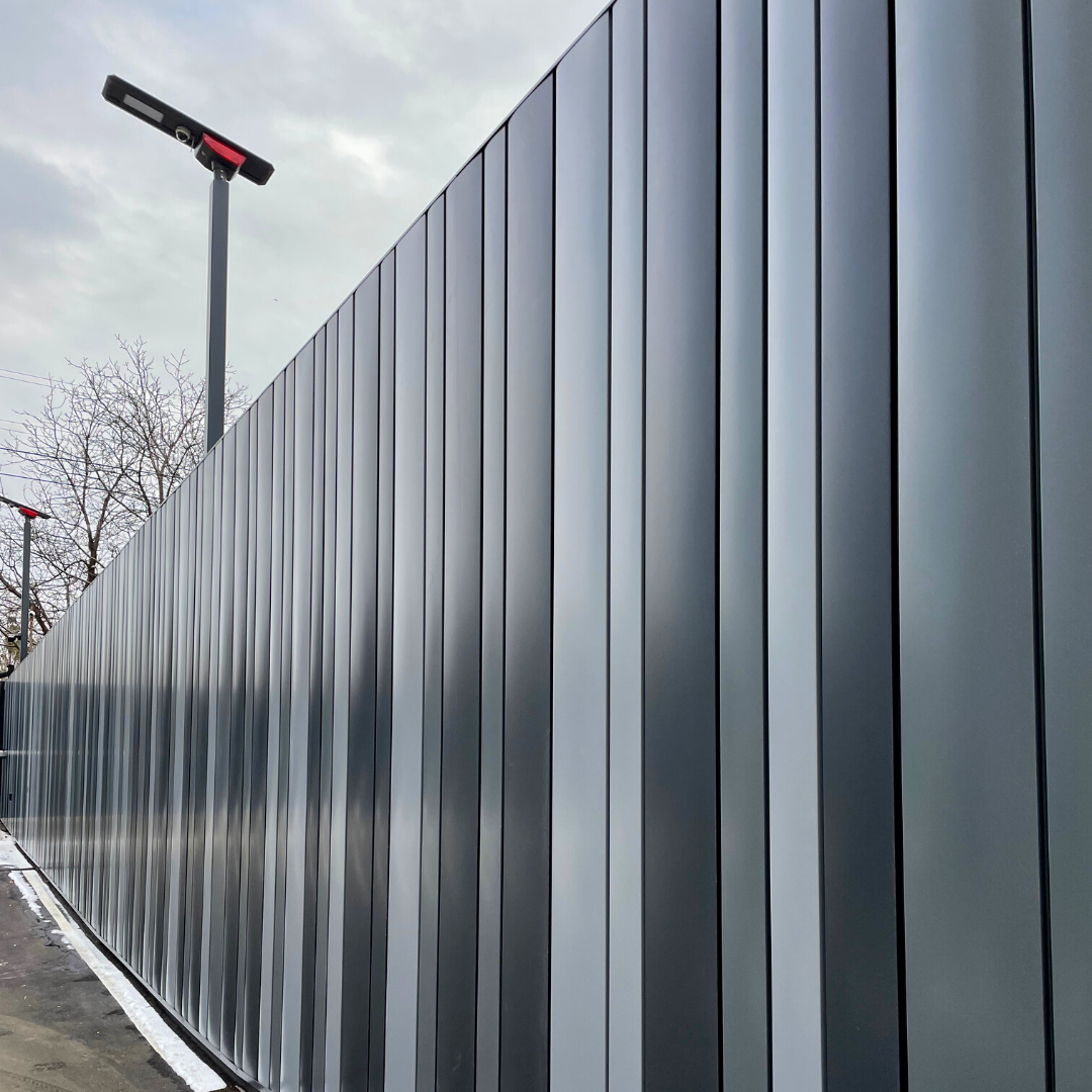 паркан для будинку