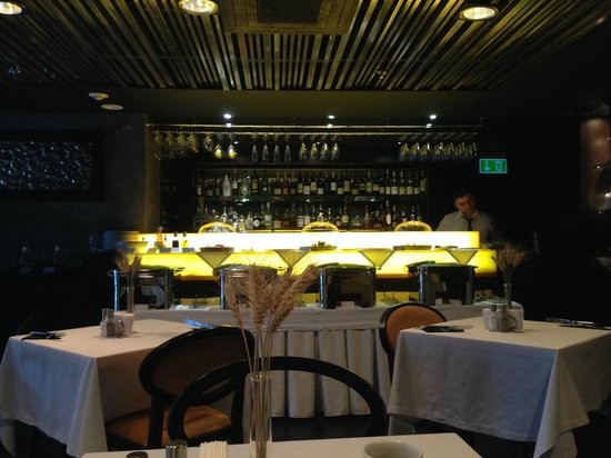 Стеля у бар