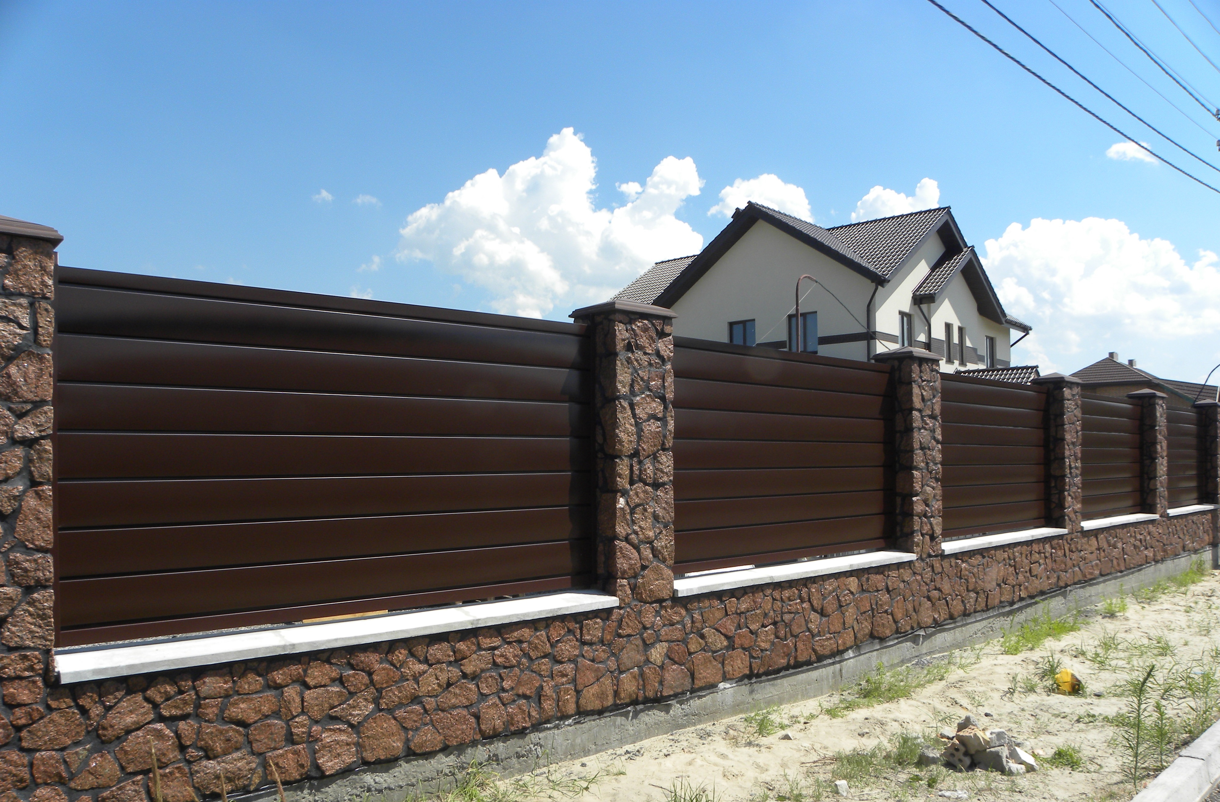 фото заборов и ворот