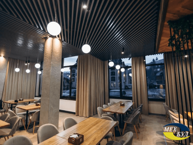 Стеля для готелю