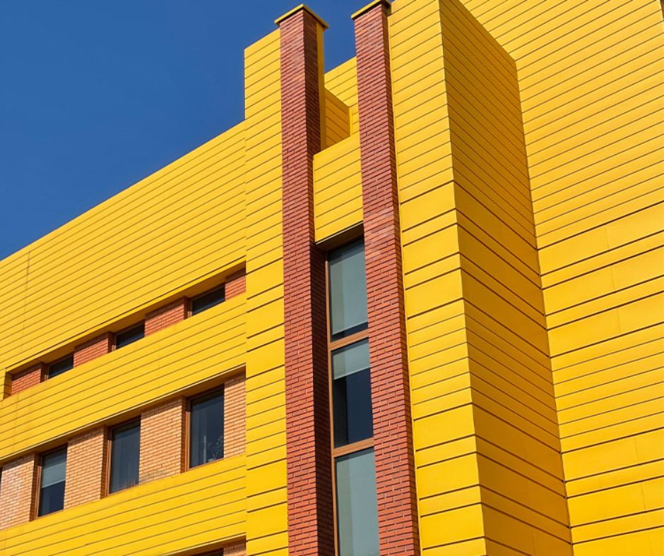 Фасад від заводу Мехбуд