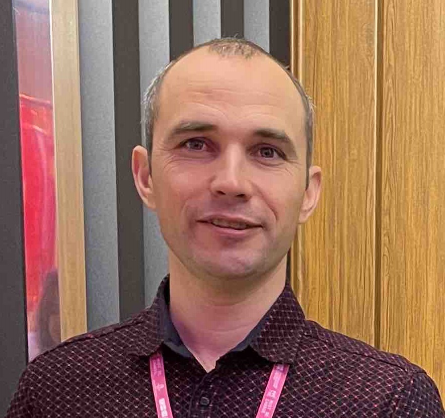 Олександр <br>